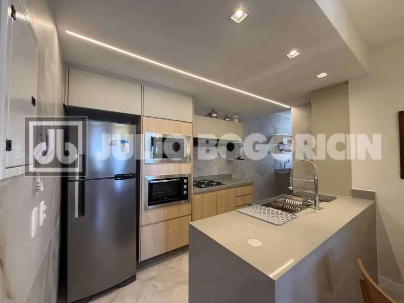 Furnished 2-bedroom apartment with an en-suite — photo 9