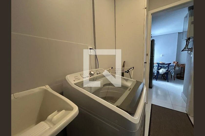 Apartamento de 2 dormitorios con balcón y 3 baños — photo 32