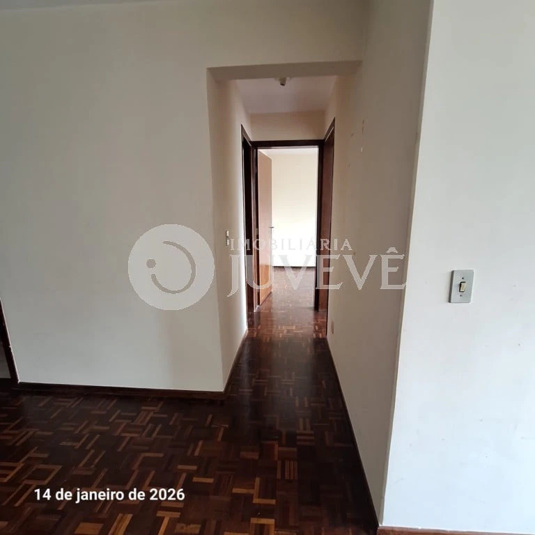 Квартира з 2 спальнями та дерев'яною підлогою або ламінатом — photo 13