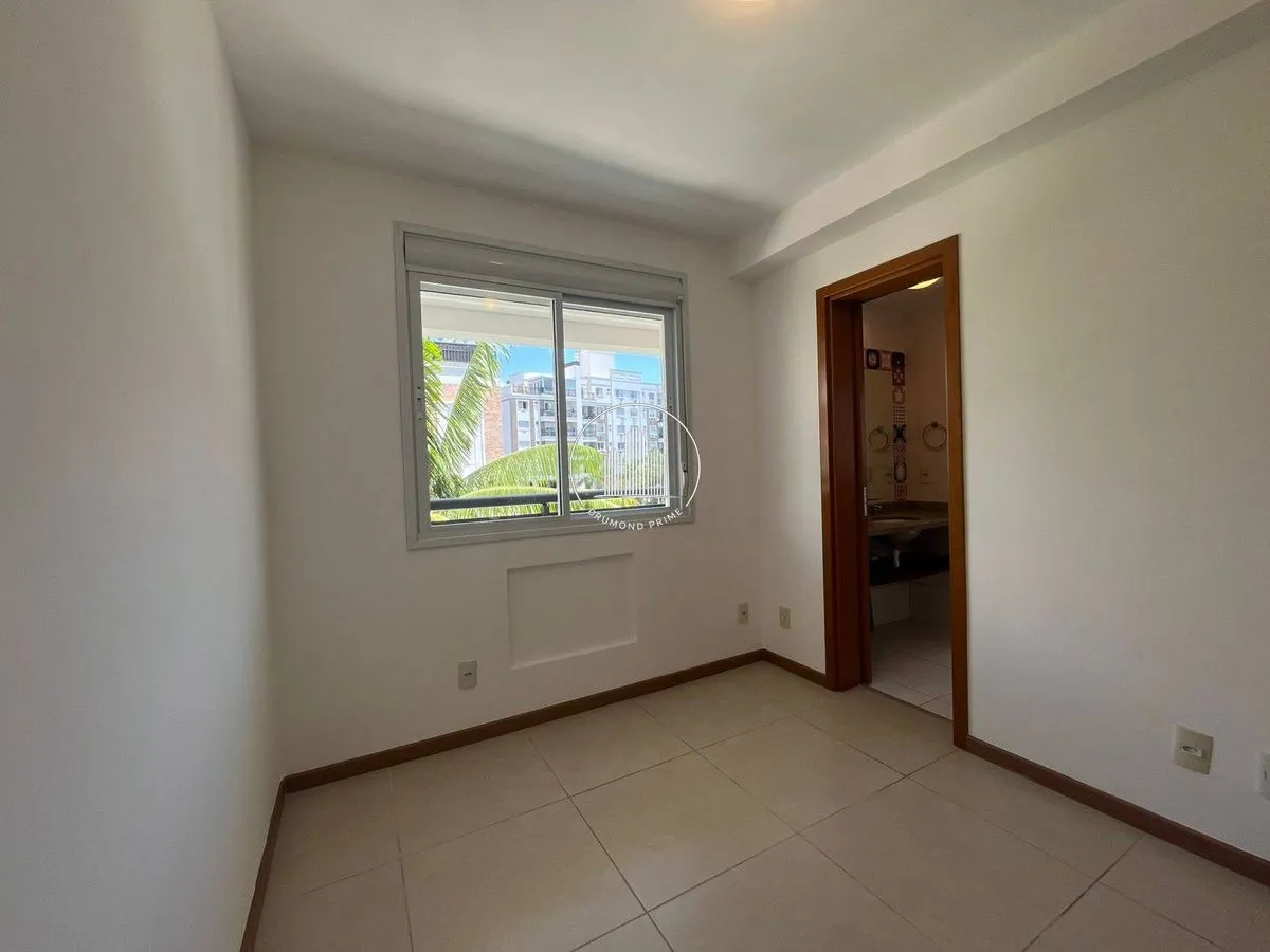 130 m² apartment with 3 en-suite bedrooms and 2 spots — photo 20