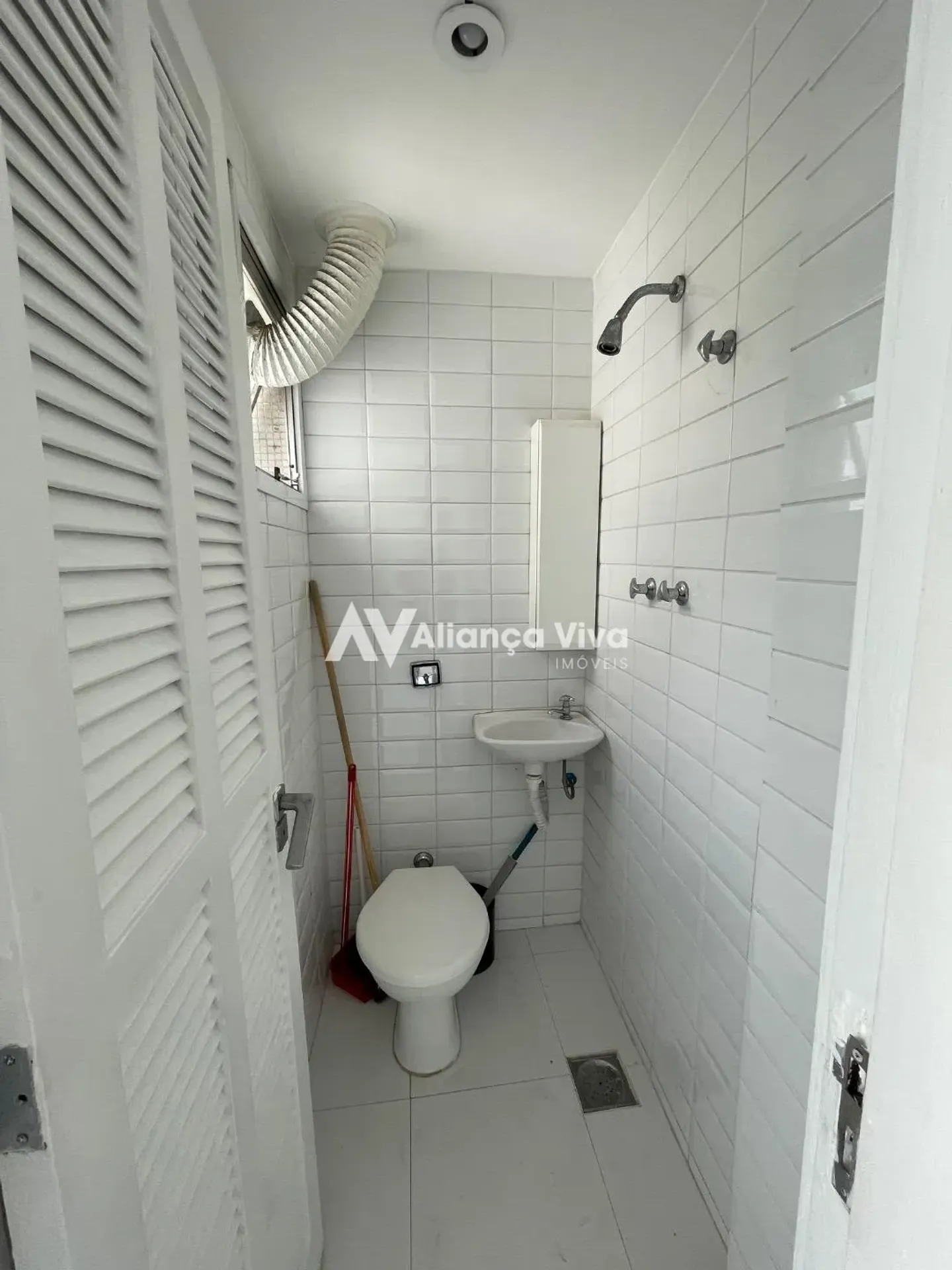 3-bedroom apartment with 1 suite and 4 bathrooms — photo 25