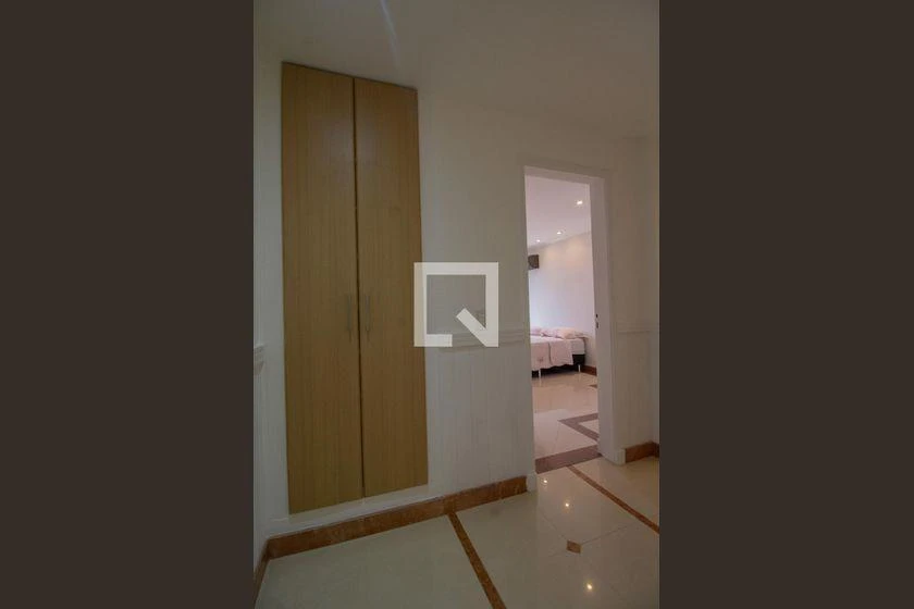 400 m² apartment with 5 en-suite bedrooms and 3 parking — photo 31