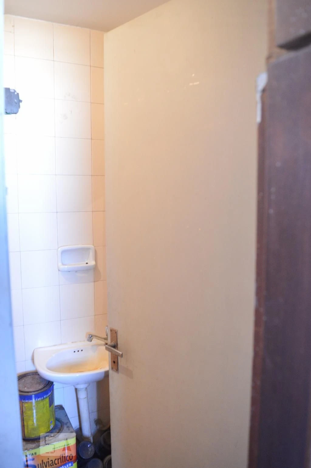 Furnished 2-bedroom apartment with private BBQ — photo 31