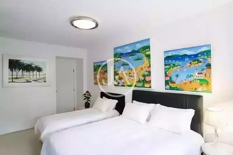 Rental apartment 4 bedrooms 587 m² with 4 parking spots — photo 31