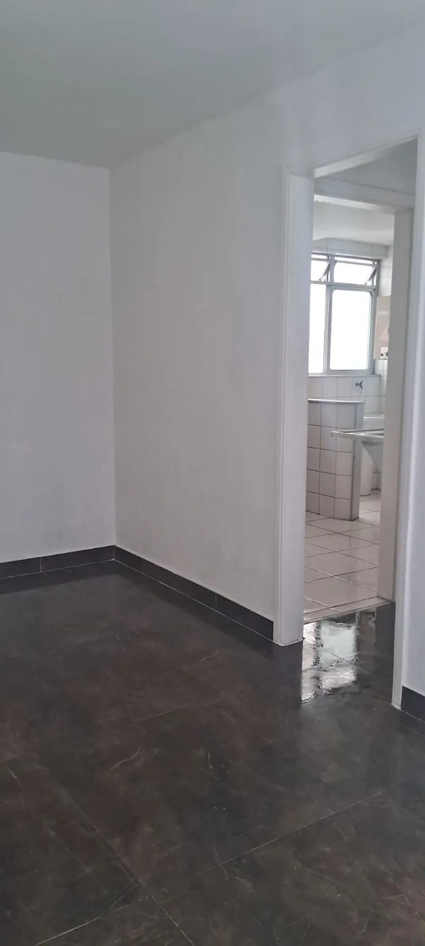 3-bedroom apartment with 3 bathrooms and balcony — photo 23