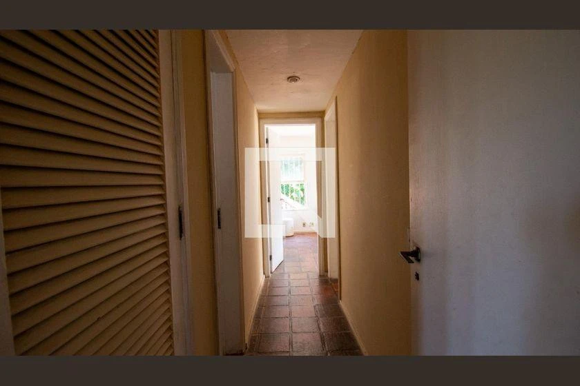 Unfurnished house with 3 bedrooms and 5 baths, 1500 m² — photo 11
