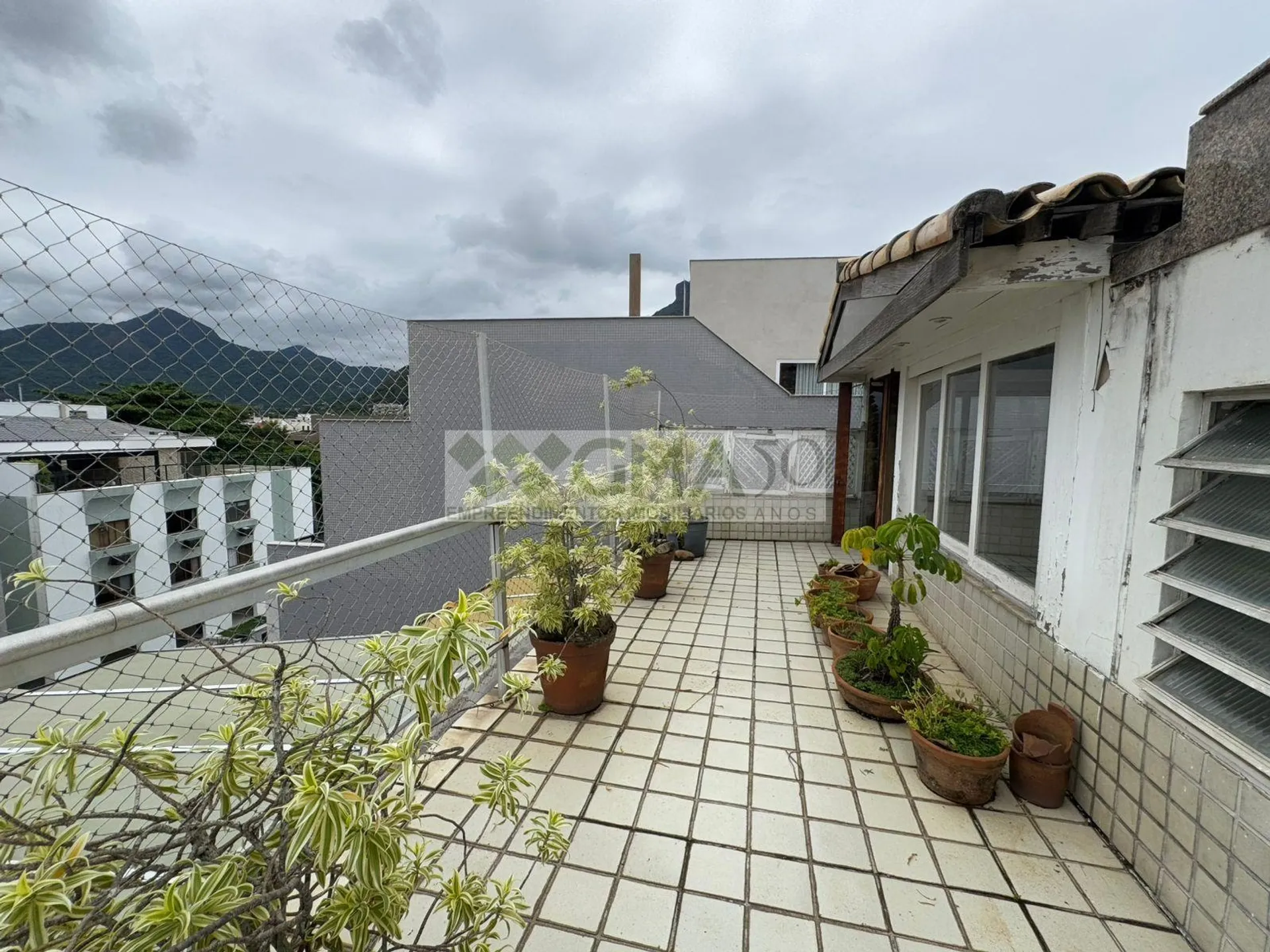 Apartamento com 4 quartos e 4 banheiros, com varanda — photo 42
