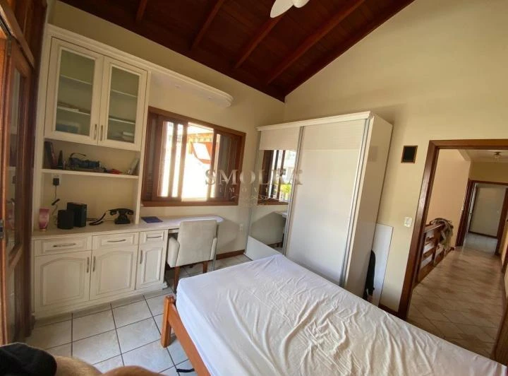 House with 5 bedrooms and private garden — photo 7