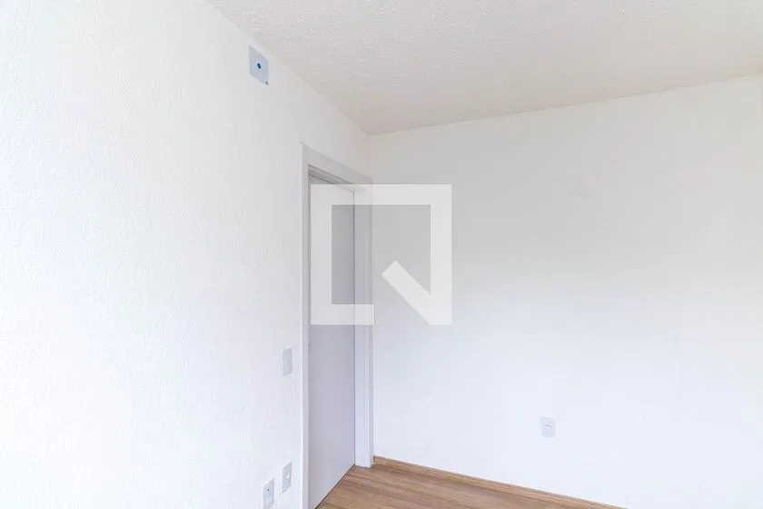 Apartamento de 46 m² com 2 quartos e cozinha fechada — photo 28