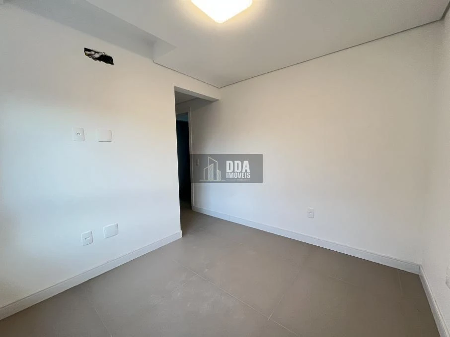 Casa de 4 dormitorios con balcón gourmet — photo 8