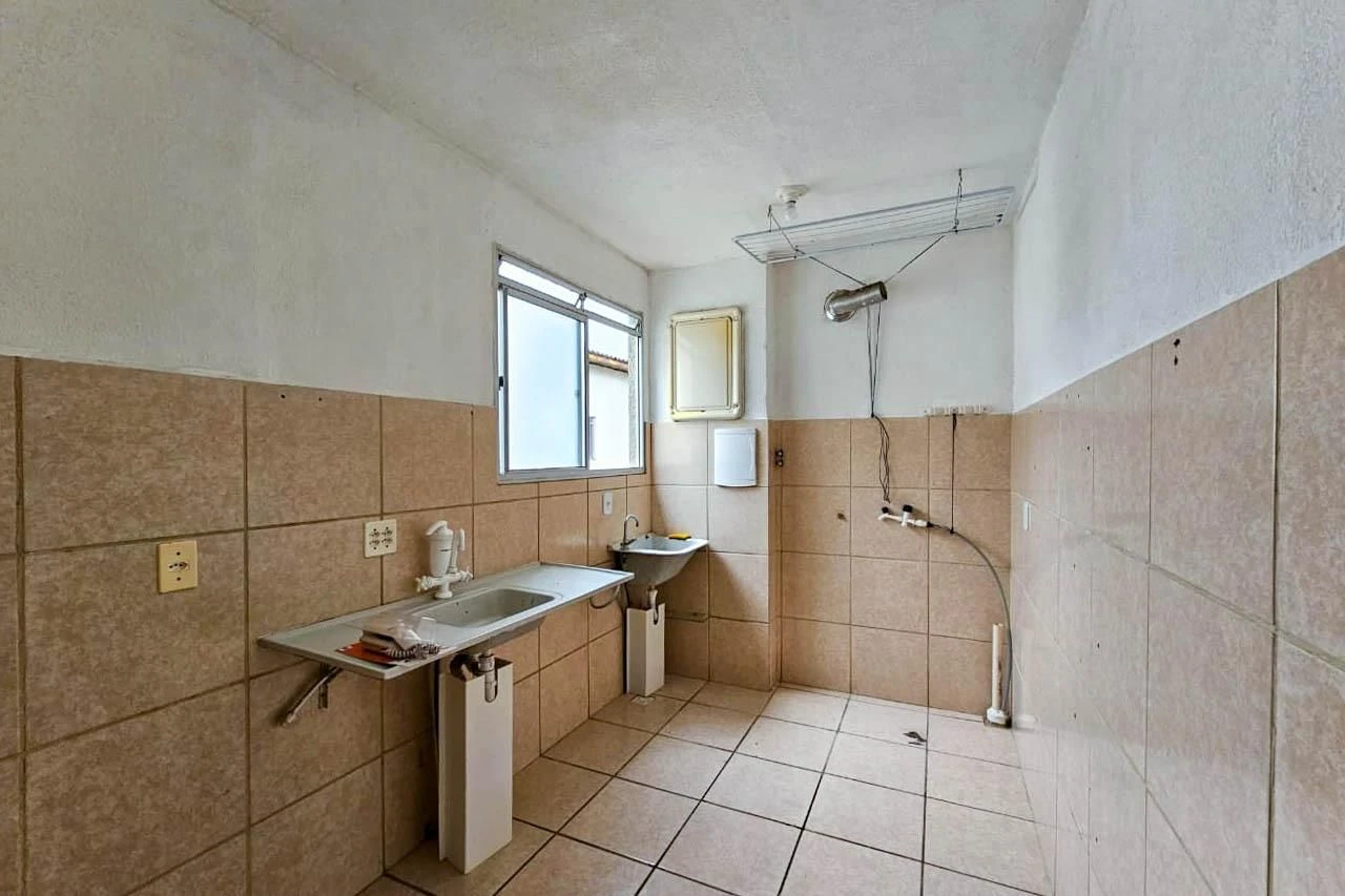 2-bedroom apartment in a building with a pool — photo 2