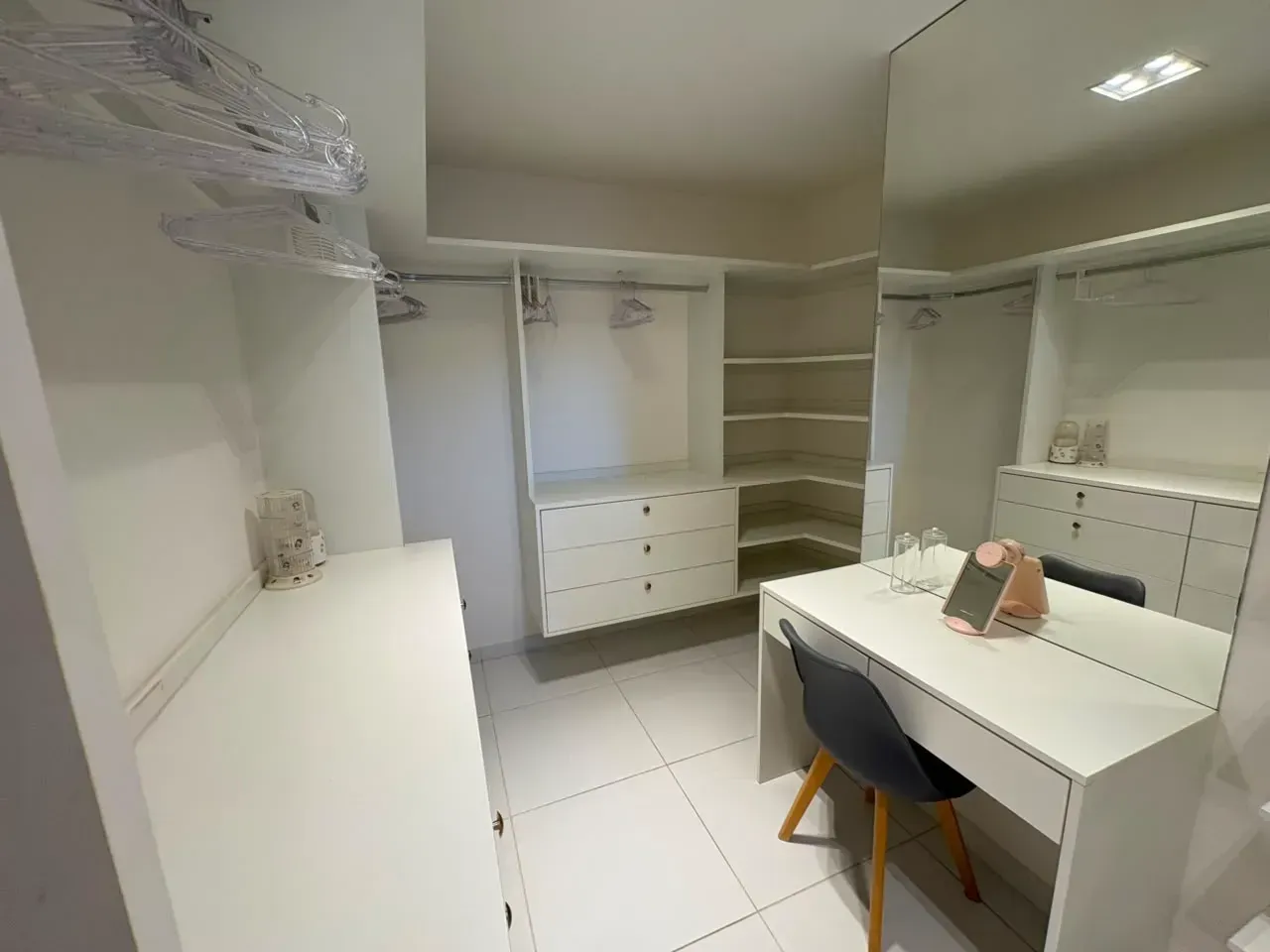 Casa para aluguel com 5 quartos e 5 banheiros, 266 m² — photo 10