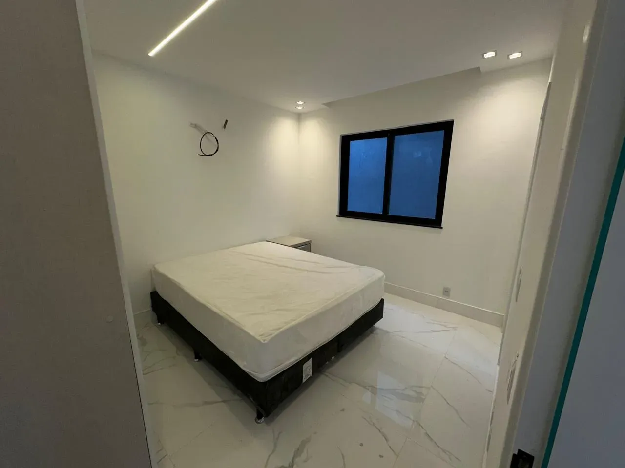 Private pool in a 5-bedroom house, 410 m² — photo 29