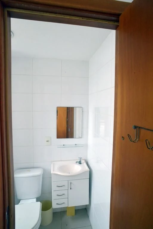 Jacuzzi in a 4-bedroom apartment, 233 m² — photo 70