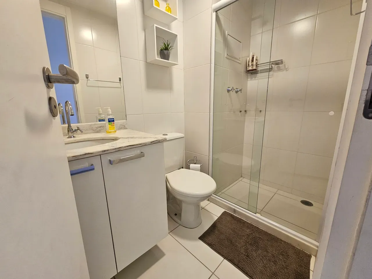 Furnished apartment, 59 m², with a washing machine — photo 2