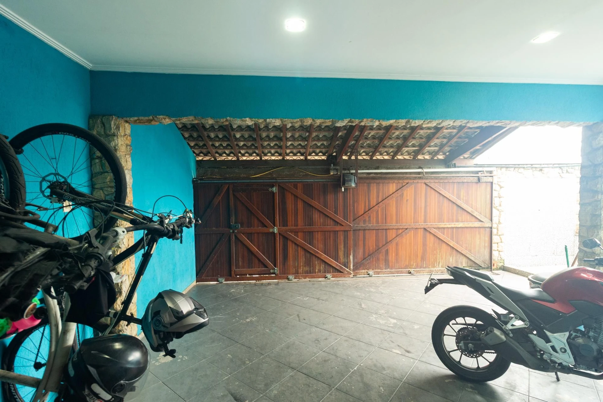 Furnished house, 360 m², with a garden — photo 28