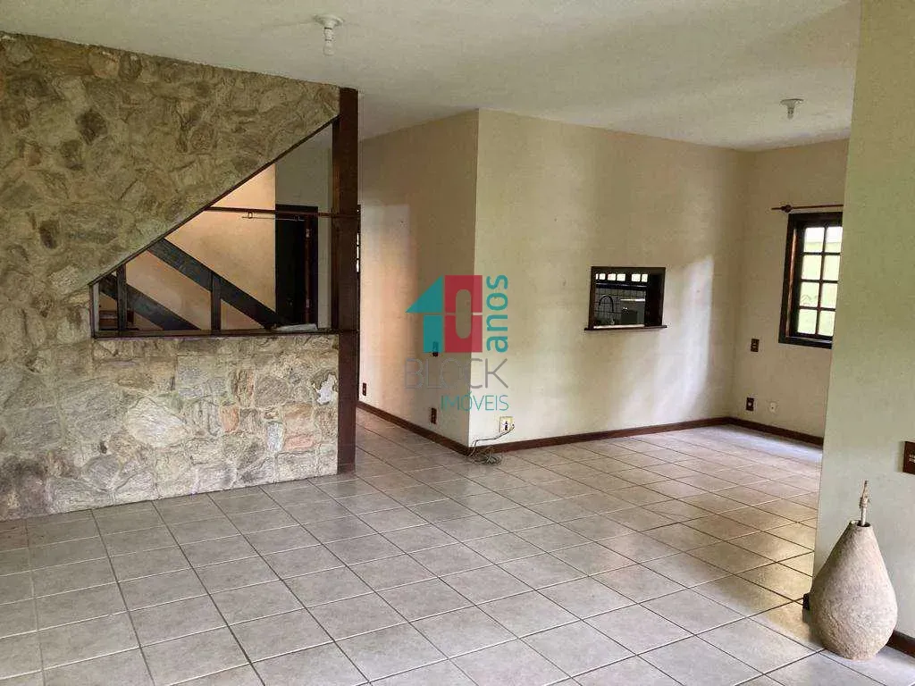 Casa de condomínio com 4 quartos e varanda com churrasqueira — photo 11