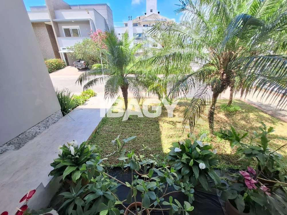 Будинок із 4 спальнями з власною ванною, 220 м² — photo 5