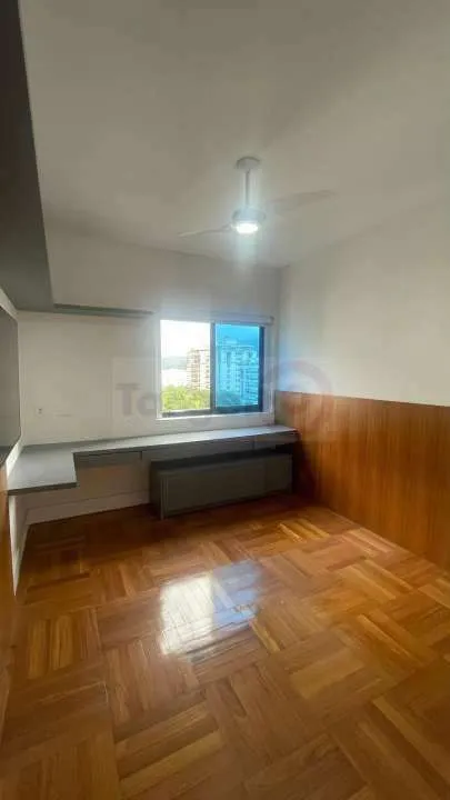 Вид на воду и 4 спальни: квартира 156 м² — photo 39