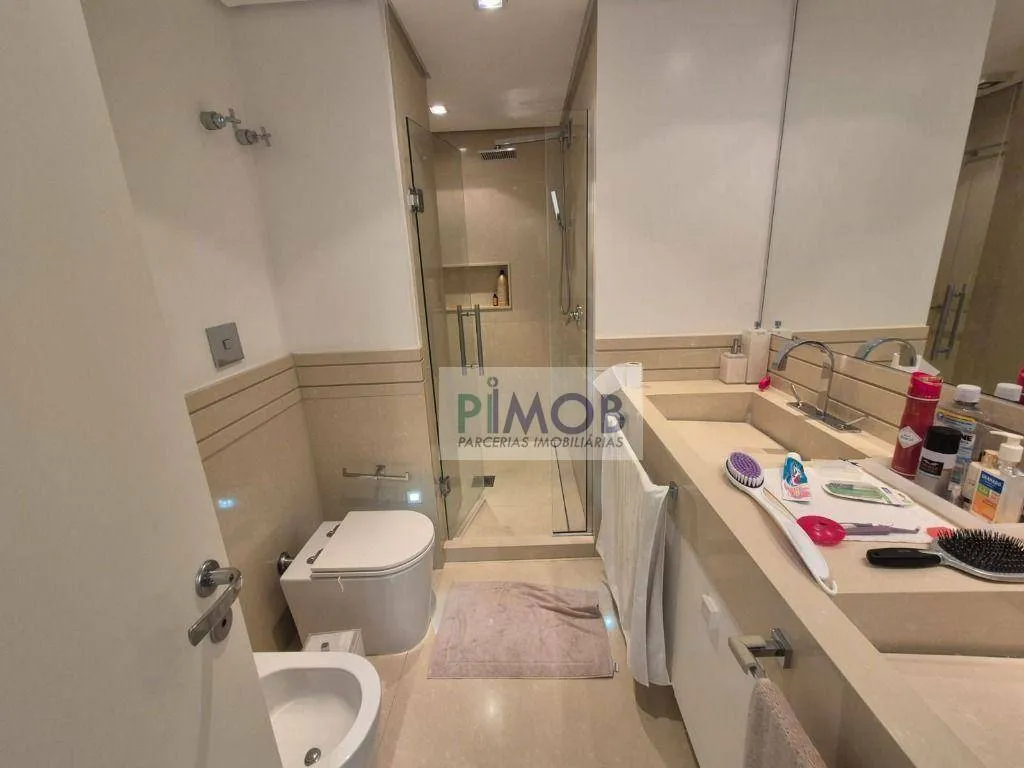 Furnished duplex penthouse with 3 bedrooms and 256 m² — photo 65