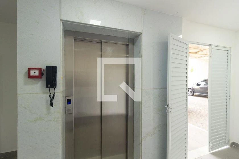 2-bedroom apartment with open-plan kitchen and 50 m² — photo 37
