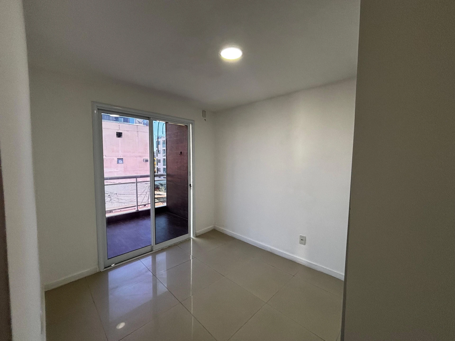 2-bedroom apartment, both with their own bathrooms, 85 m² — photo 23