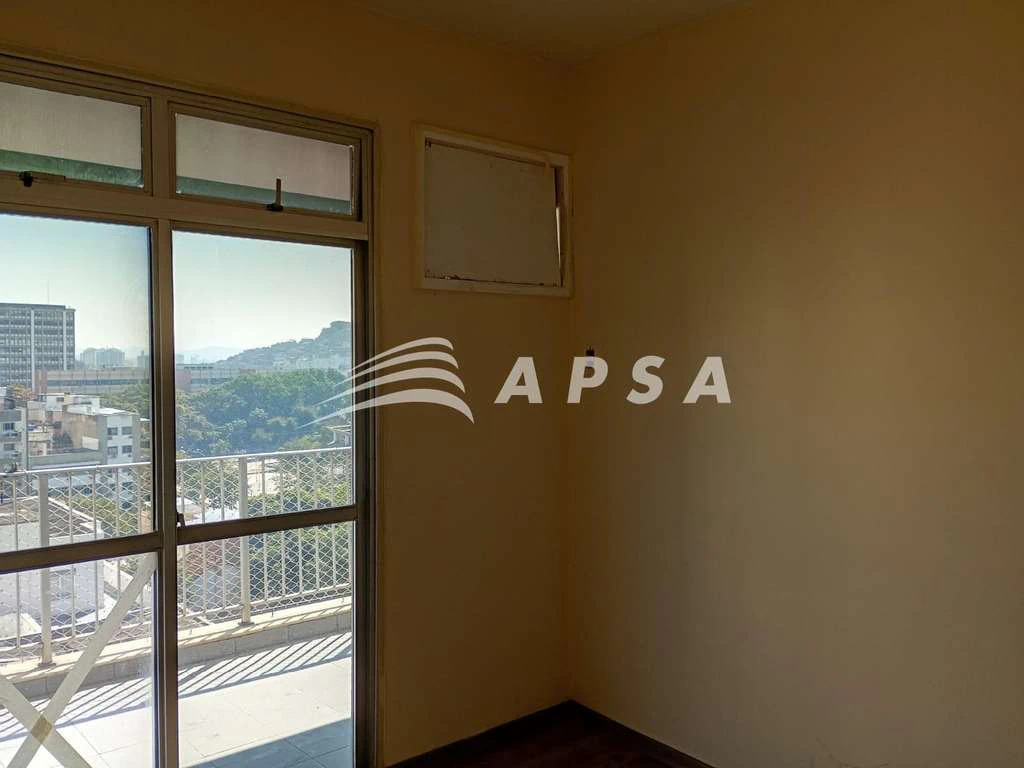 120 m² apartment with 3 bedrooms and 2 parking spots — photo 3