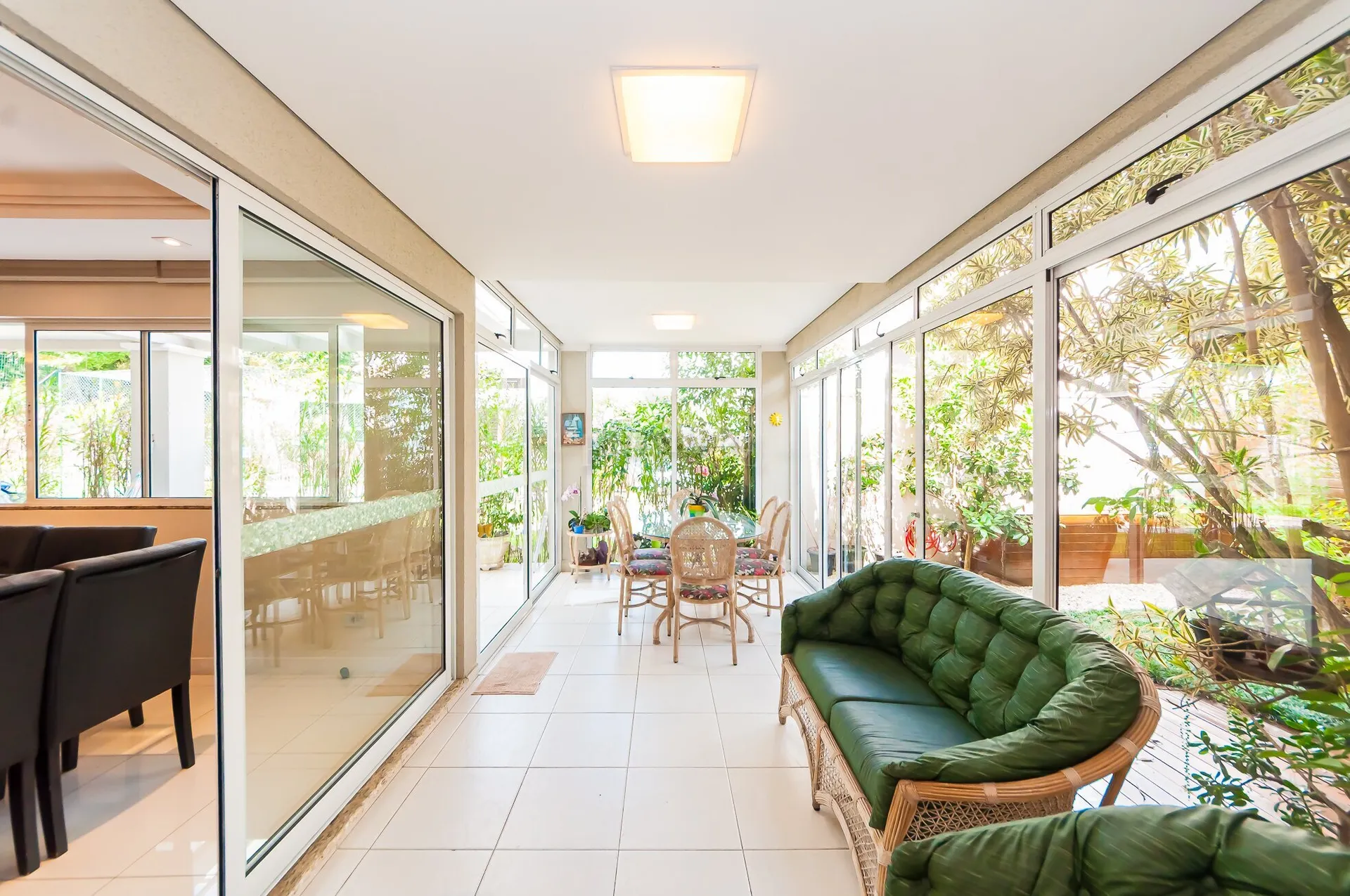 4-bedroom house with open-plan kitchen and 3 parking — photo 15
