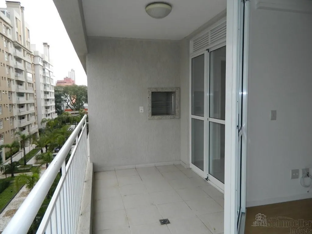 Балкон з грилем та 2 спальні: квартира 70 м² — photo 39