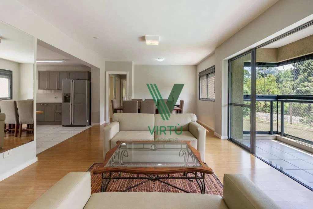 Furnished apartment with 3 bedrooms and 3 bathrooms