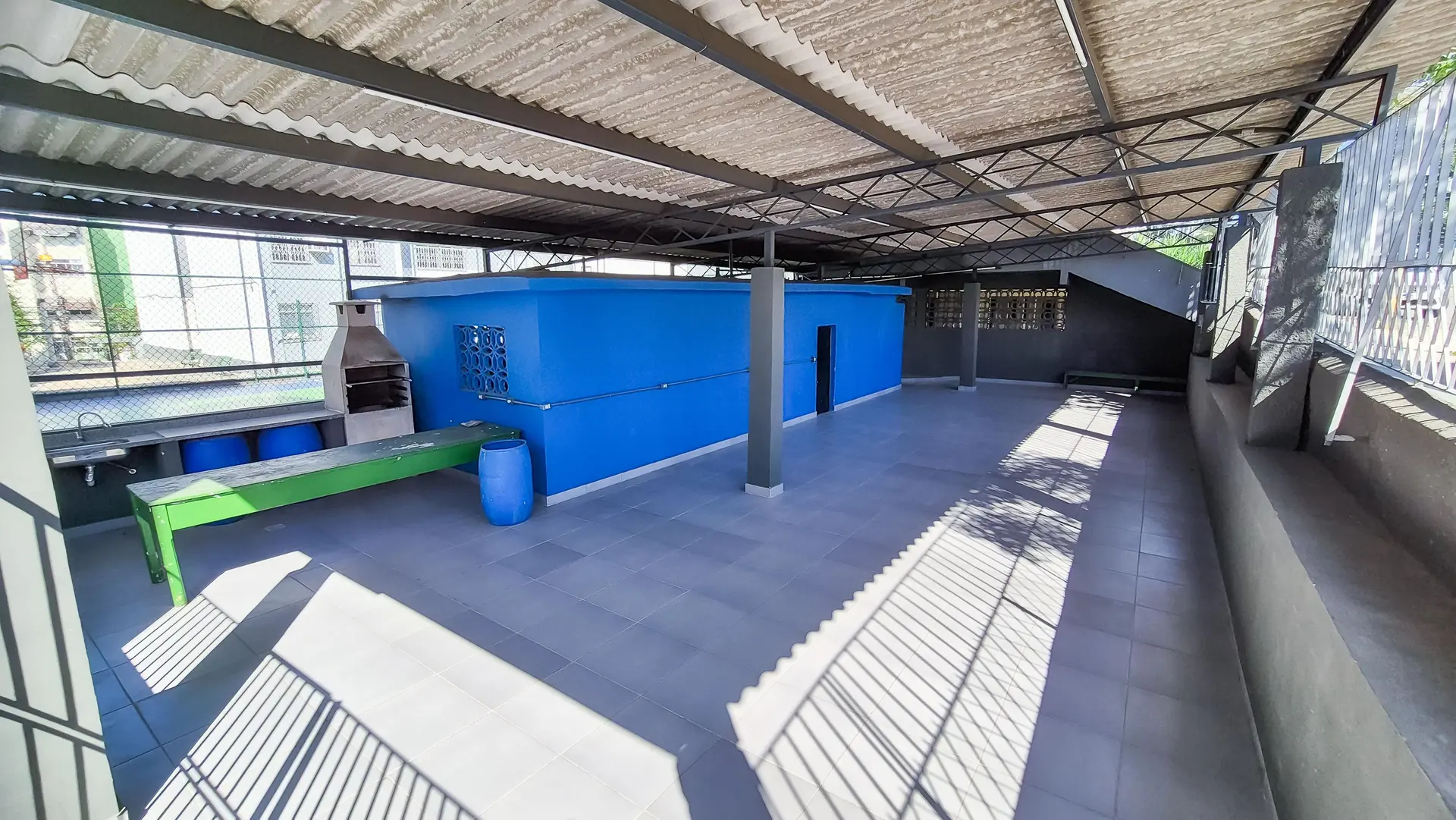 Unfurnished apartment with 2 bedrooms and 1 bathroom — photo 38