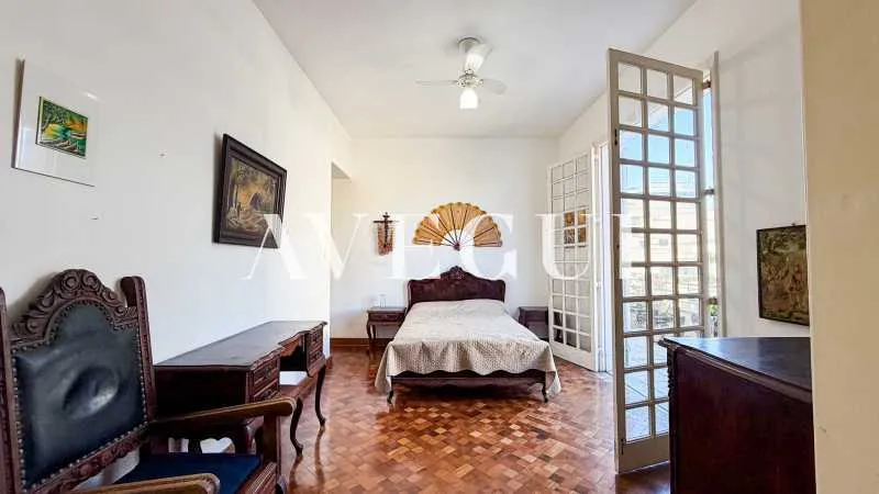 Furnished penthouse with 5 bedrooms and 3 bathrooms — photo 19