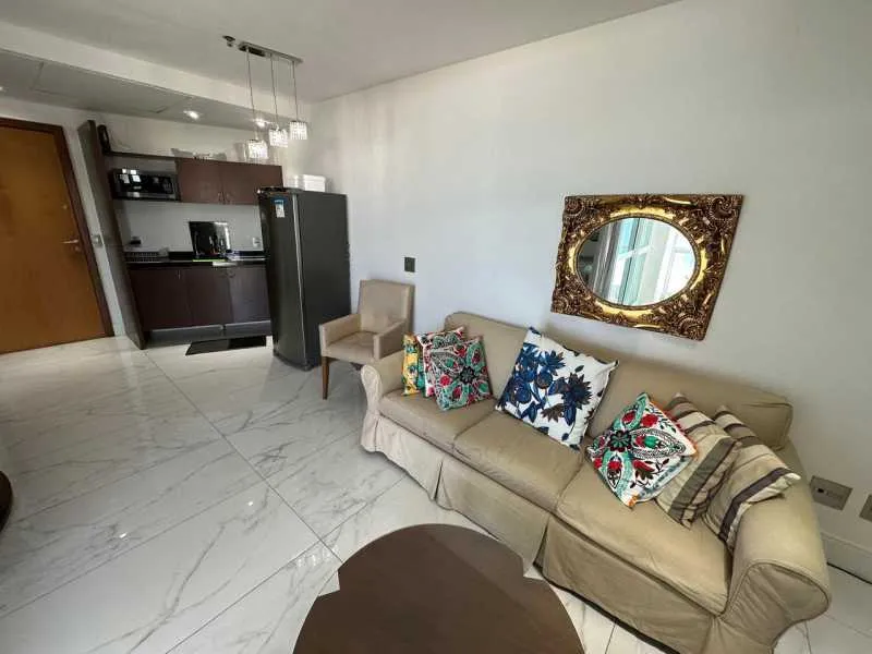 Furnished 1-bedroom, 1-bath apartment with parking — photo 15