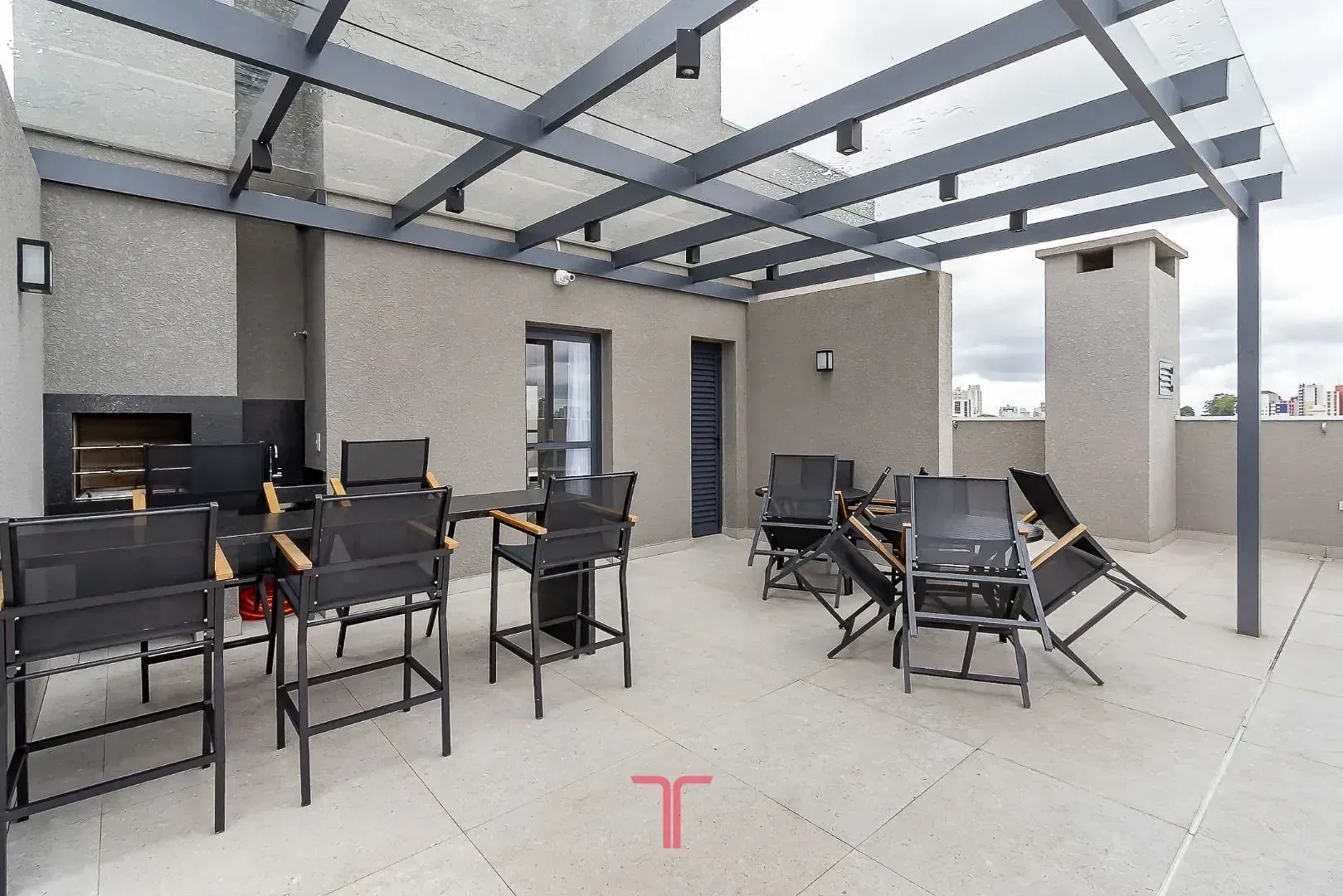 Furnished 1-bedroom apartment with 34 m² and balcony — photo 45