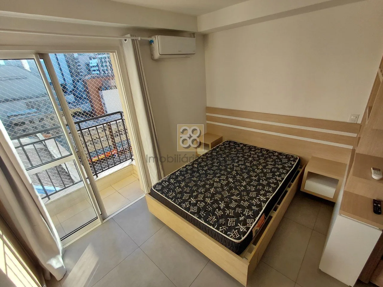 Apartamento de 1 dormitorio con cocina abierta y aire — photo 7