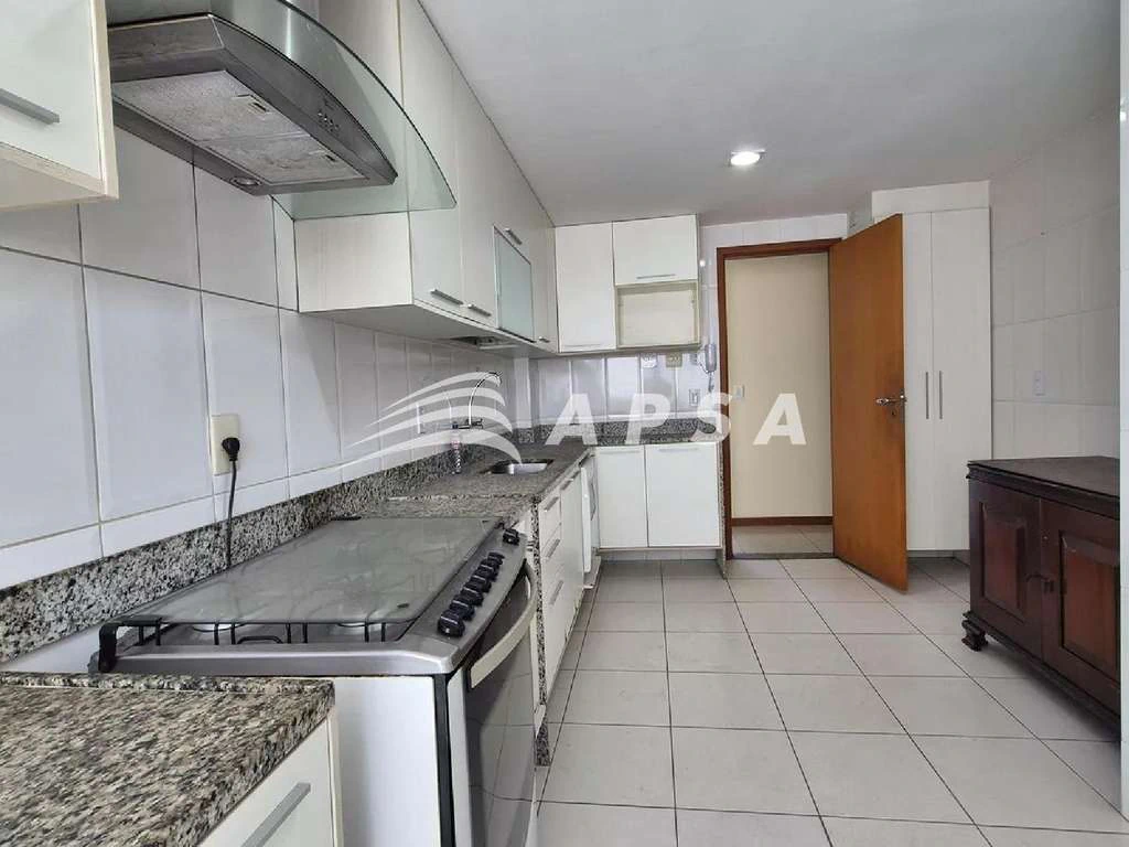 Furnished 300 m² duplex with 3 bedrooms and 3 baths — photo 19