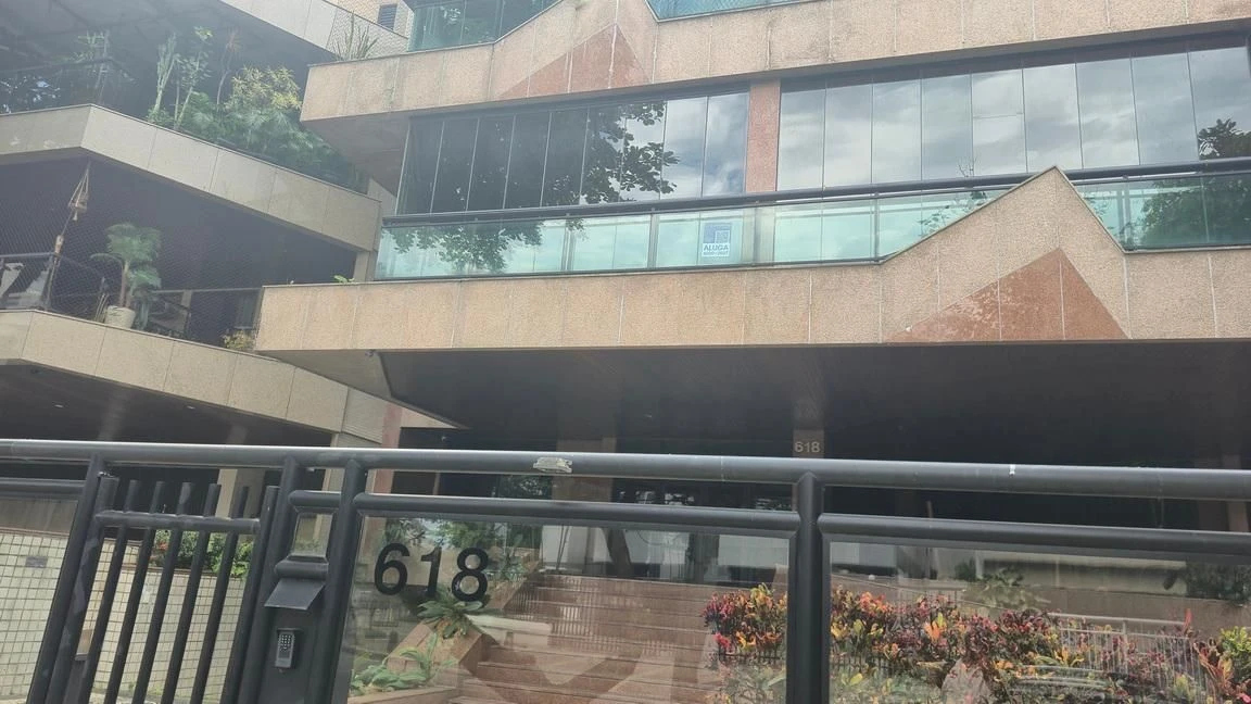 Rentable apartment with 4 bedrooms and a balcony — photo 60