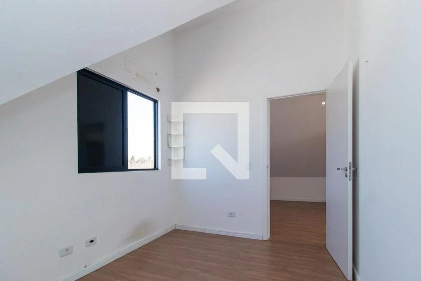 Condo house with 5 bedrooms and 4 en-suite bathrooms — photo 10