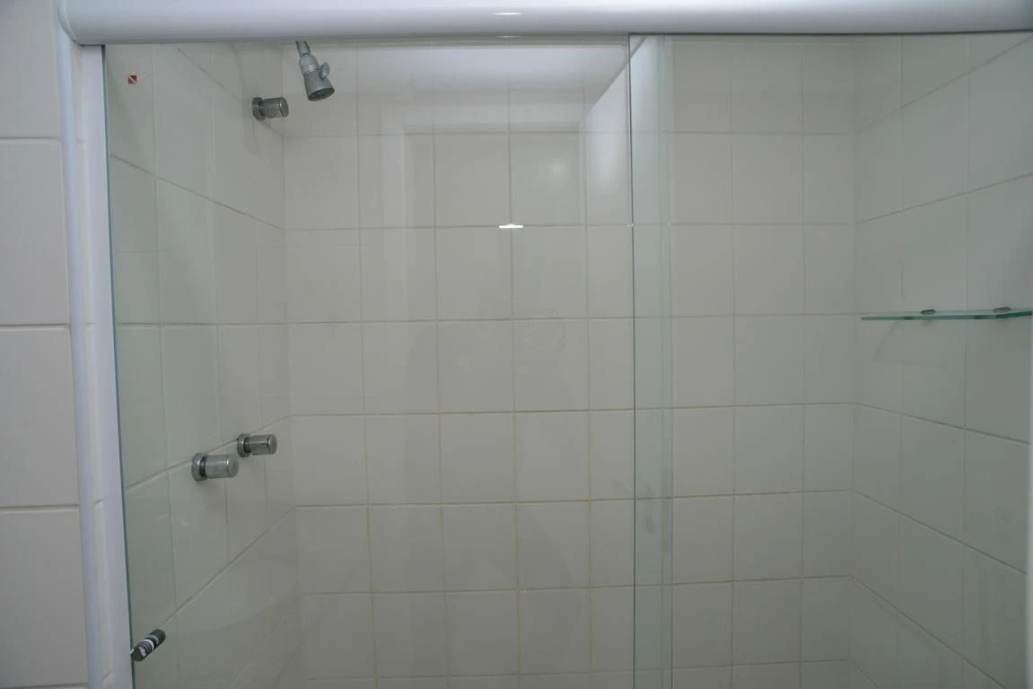 3-bedroom apartment in a building with a sauna — photo 22