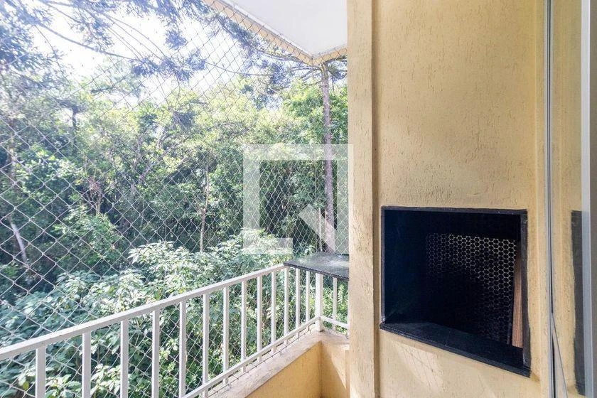 Балкон с грилем и 3 спальни: квартира 80 м² — photo 6