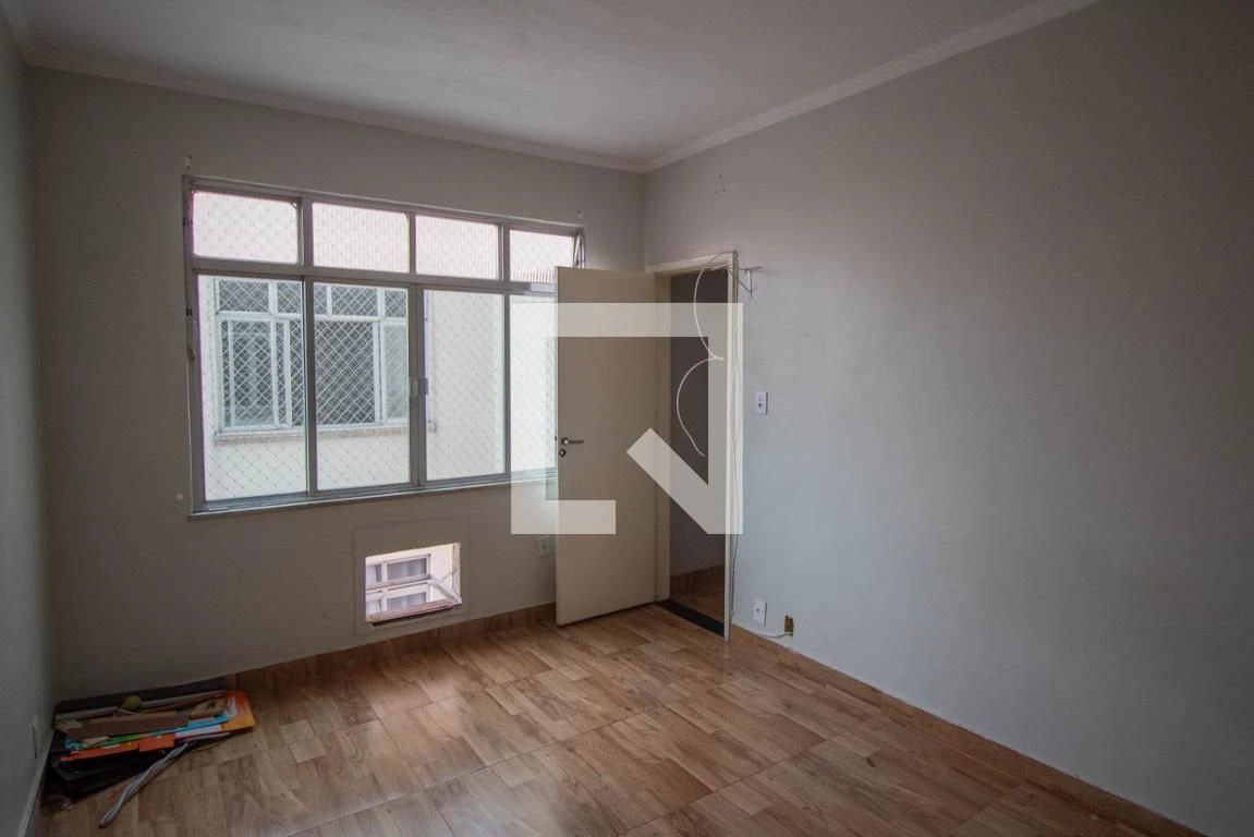 Apartment, 71 m², with wood or laminate floors — photo 16