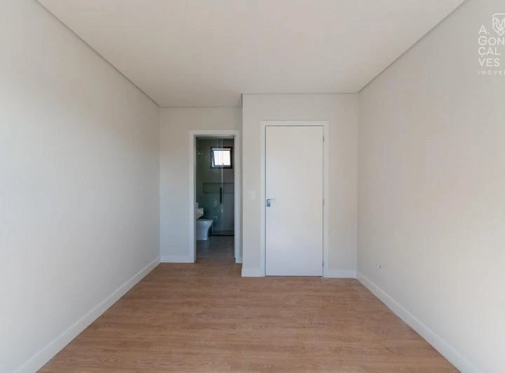 135 m² house with 3 bedrooms and 4 parking spots — photo 6