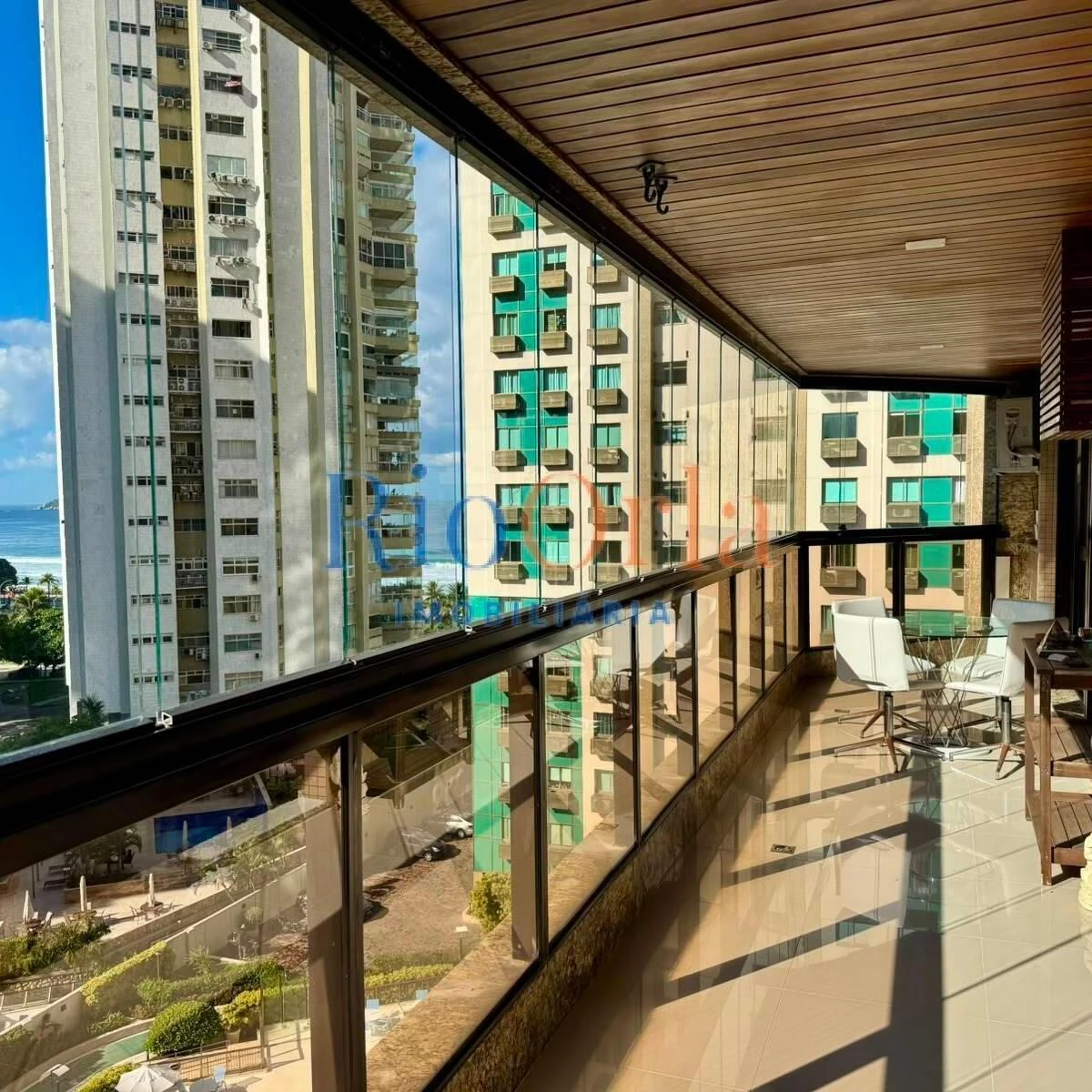 3-bedroom apartment with balcony and 160 m²