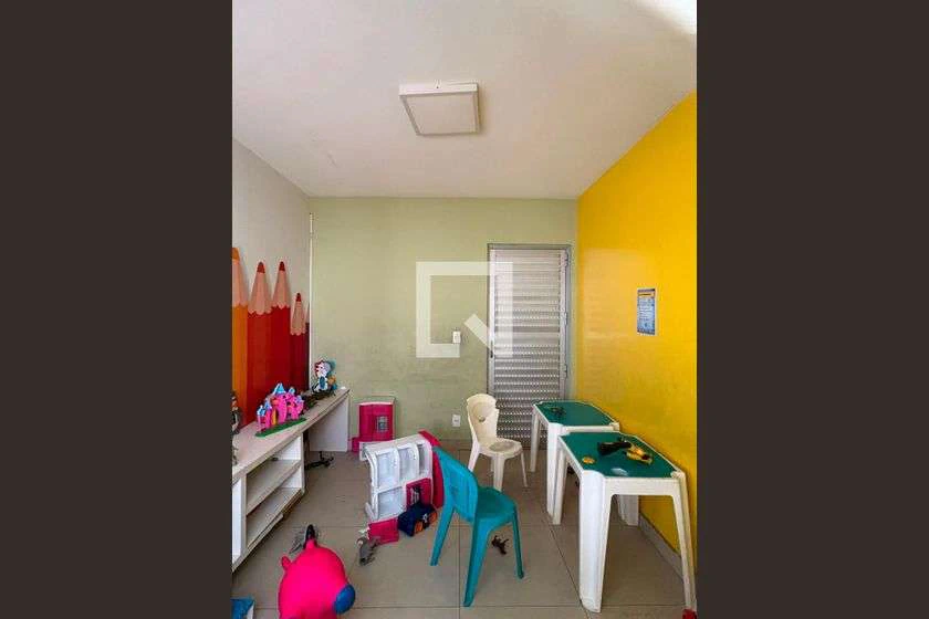 Garden-style apartment with 2 bedrooms and a balcony — photo 7