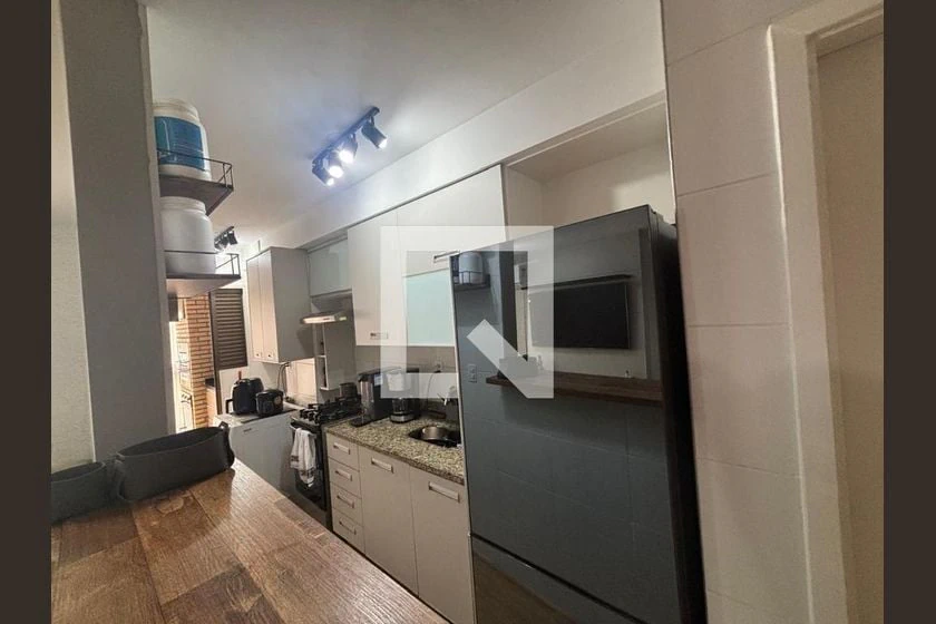 Apartamento mobiliado com 3 quartos e 90 m² — photo 2