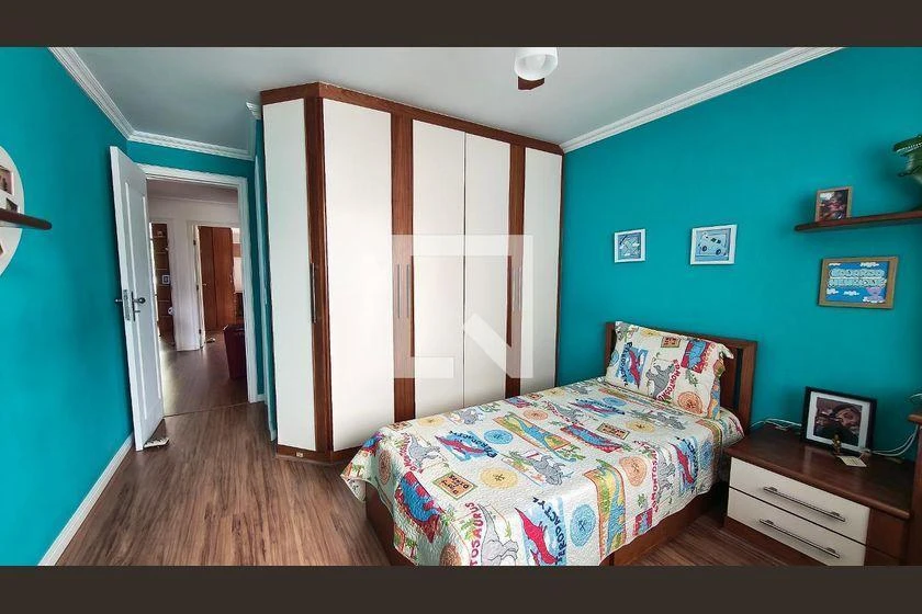 290 m² house with a bathtub and a walk-in closet — photo 47