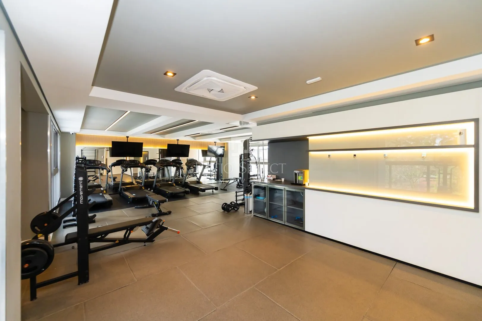 220 m² apartment with 3 en-suite bedrooms and 2 parking — photo 48