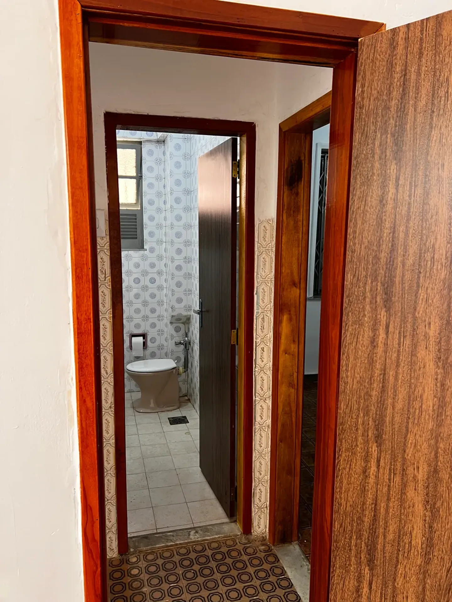 Немеблированная квартира с 1 спальней и 100 м² — photo 14