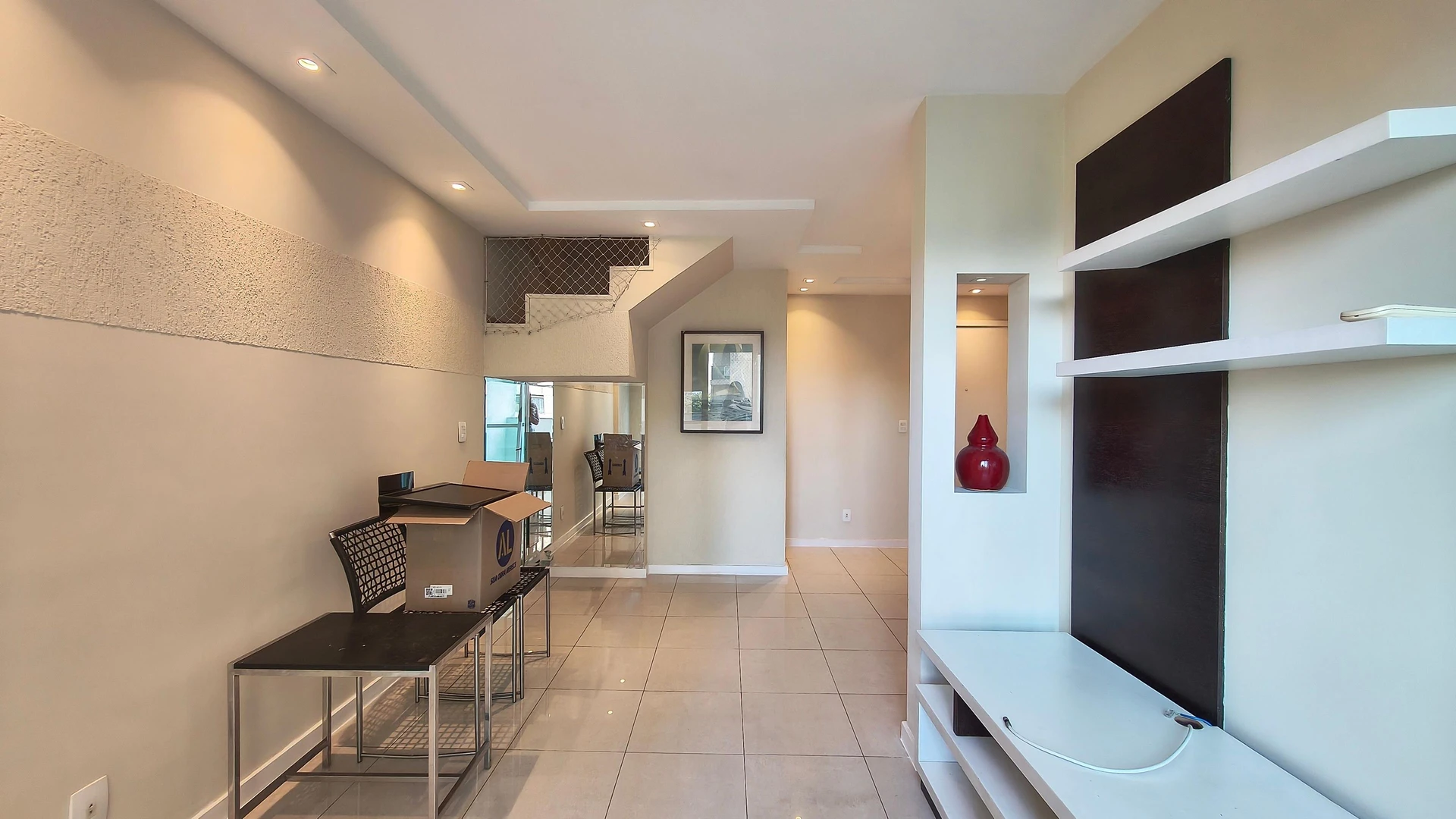 Rent-ready 2-bedroom apartment with balcony — photo 10