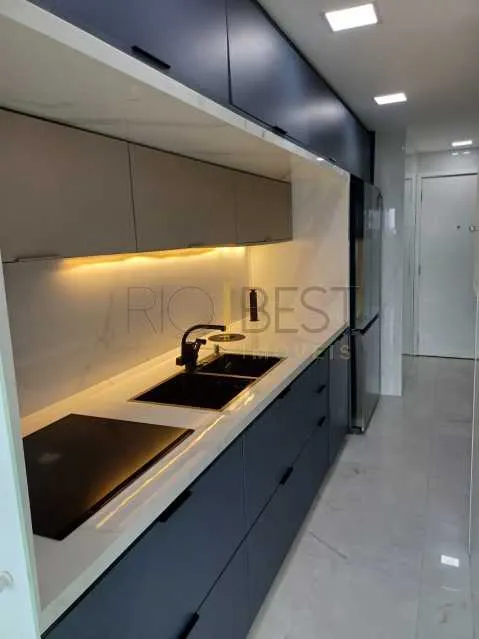 Furnished 3-bedroom apartment with enclosed balcony — photo 27